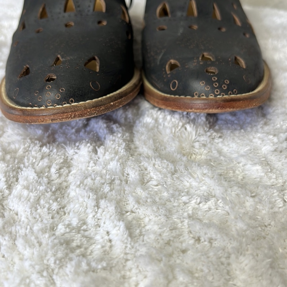 Musse & Cloud Anthropologie Coolise Leather Laser Cut Bootie - Picture 6 of 13